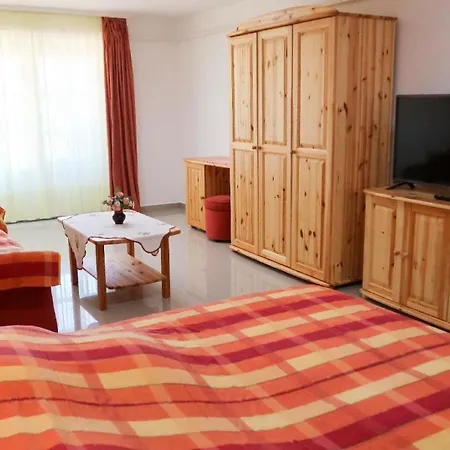 In Zentrumsnaehe Mit Panorama * Zalakaros
